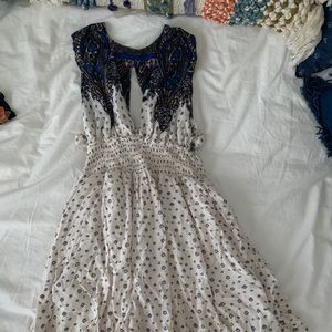 Free People Walking Through Dreams Pattern